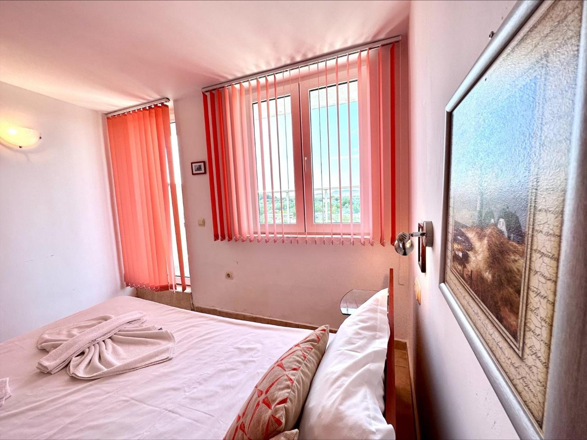 Julia Family - Menada Apartments Сонячний Берег Екстер'єр фото