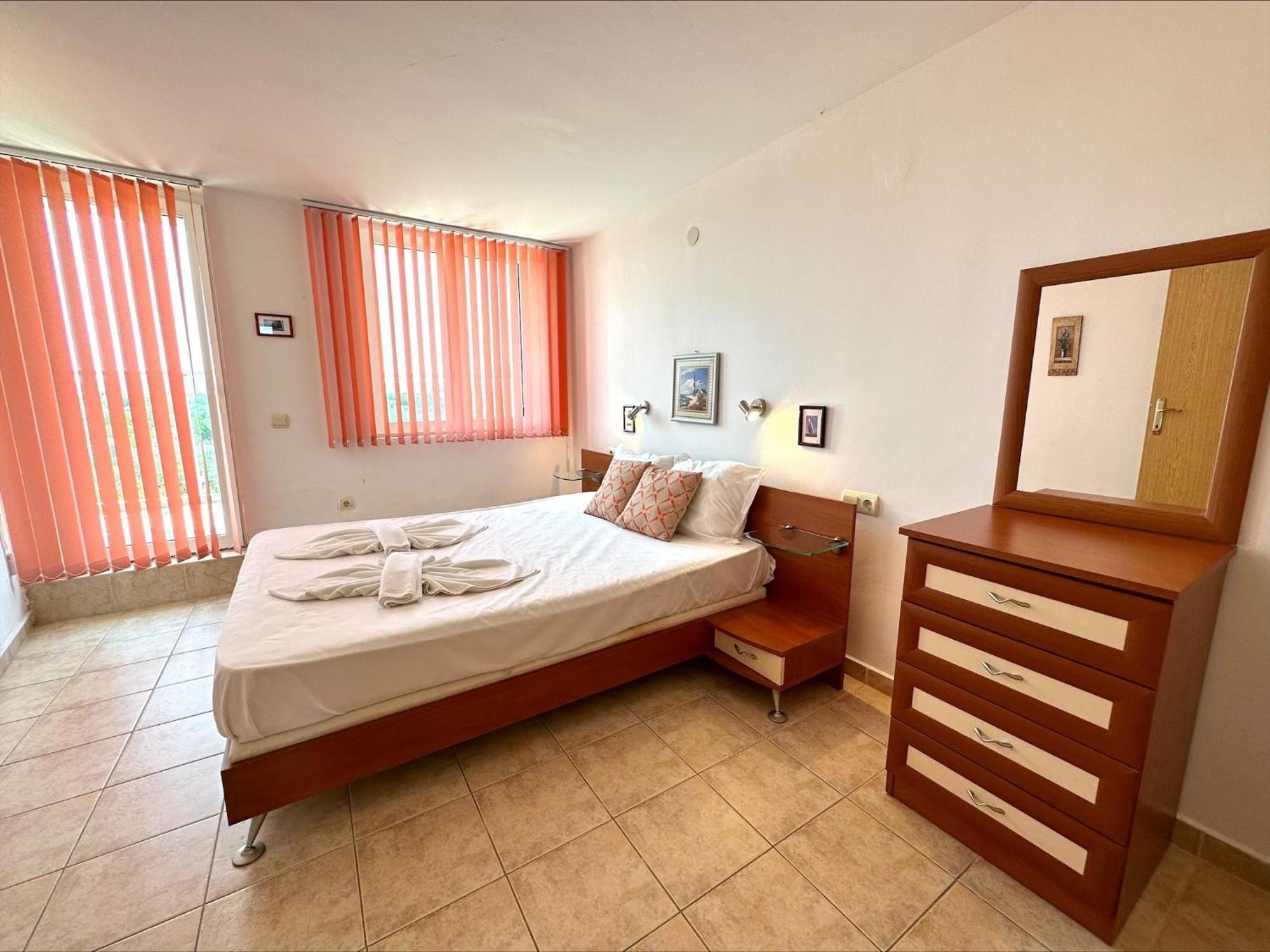 Julia Family - Menada Apartments Сонячний Берег Екстер'єр фото